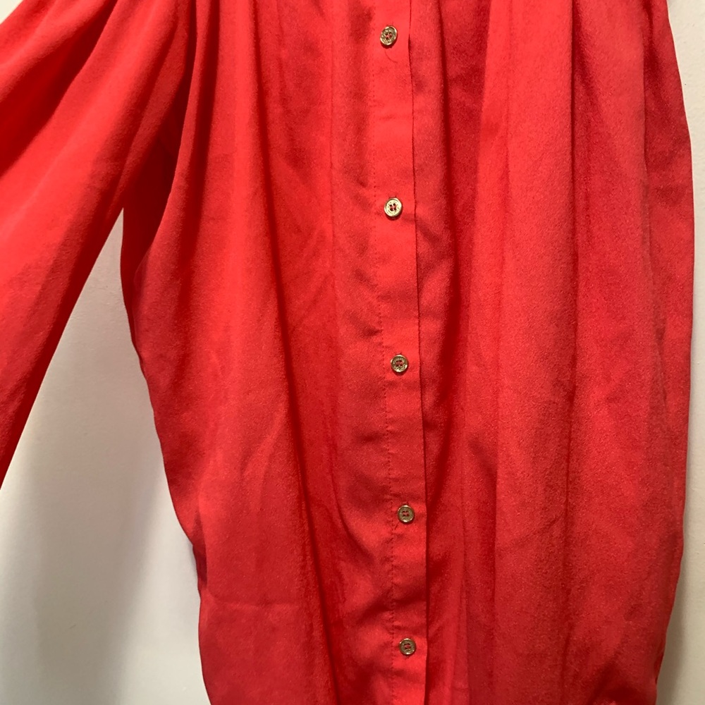 Blouse - Picture 2 of 3